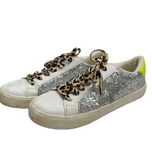 Nobo Time & True Woman's sz 9 yellow sparkle low top sneakers memory foam white